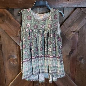 Sleeveless babydoll style top by Vintage America
